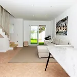 Holiday home Bonito Adosado En Rotas *