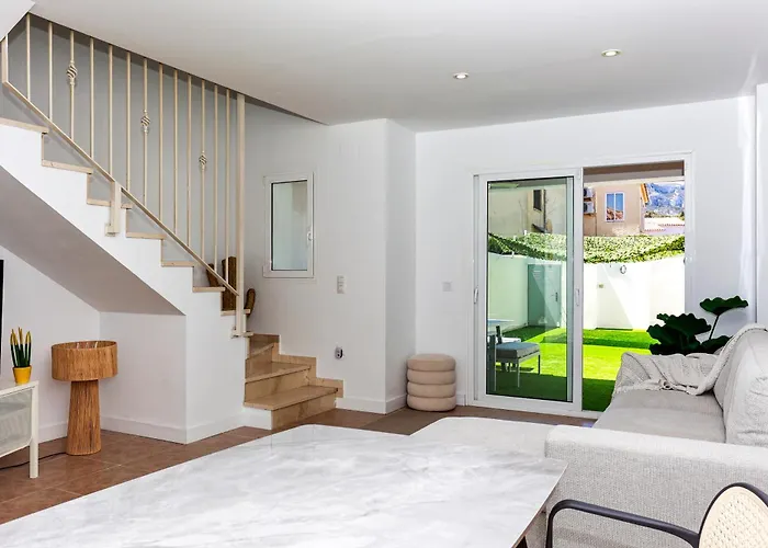 Bonito Adosado En Rotas 度假居 德尼亚