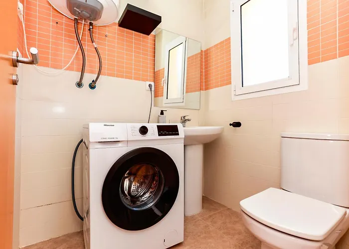 Bonito Adosado En Rotas Nyaraló *