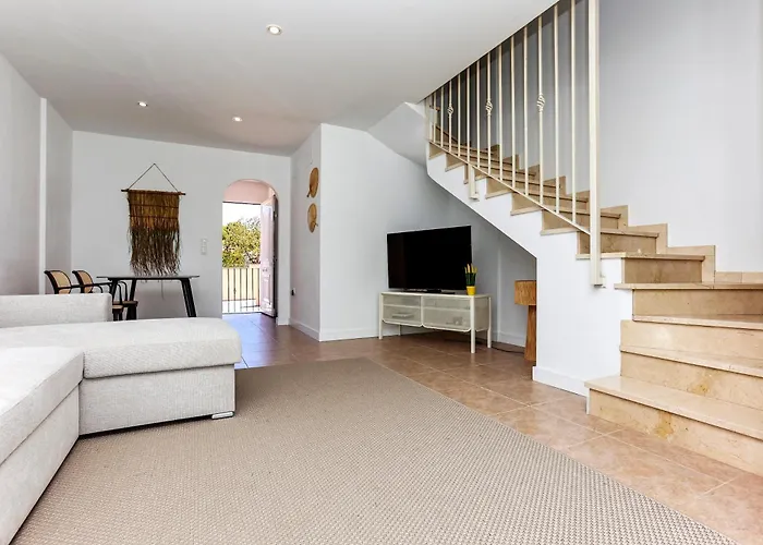 Bonito Adosado En Rotas * Denia